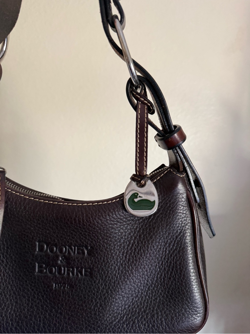 Vintage small Dooney & Bourke Dark Brown Pebbled Leather Shoulder Bag - Picture 5 of 8
